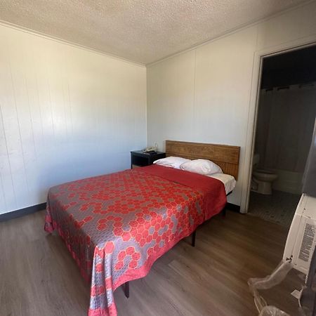 Travel Inn Montgomery Al Esterno foto